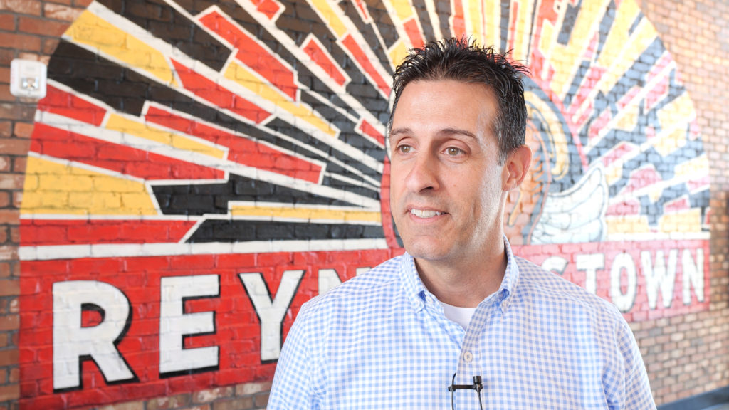 hoots wings franchise president sal melilli 
